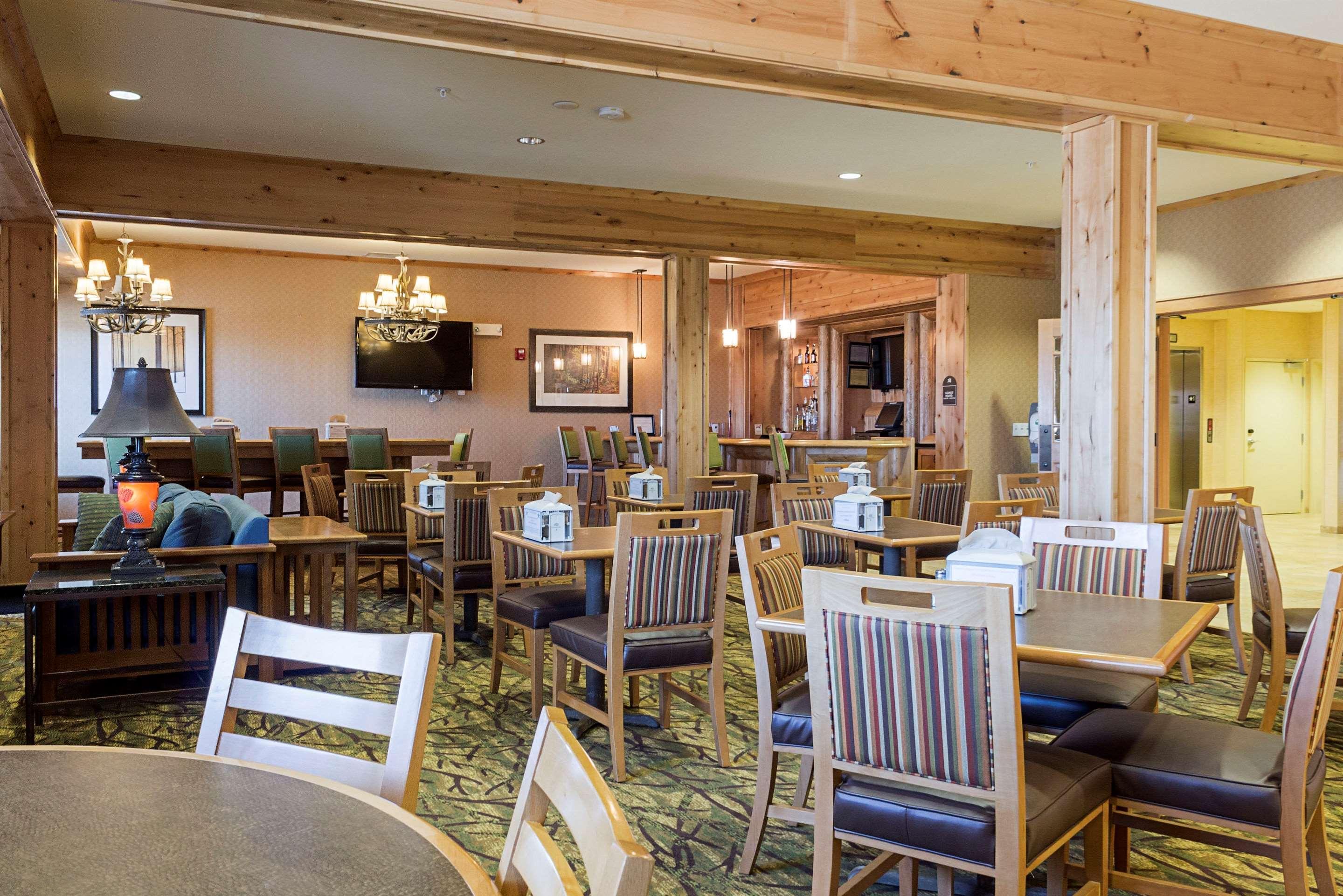 Mainstay Suites Williston Exteriör bild