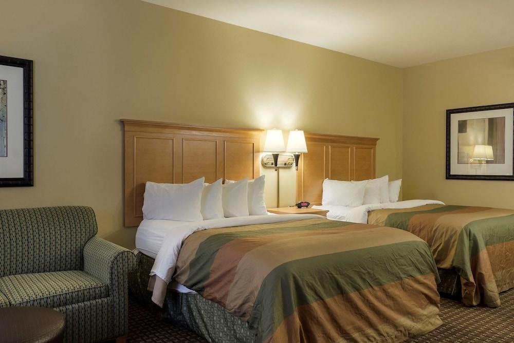 Mainstay Suites Williston Exteriör bild