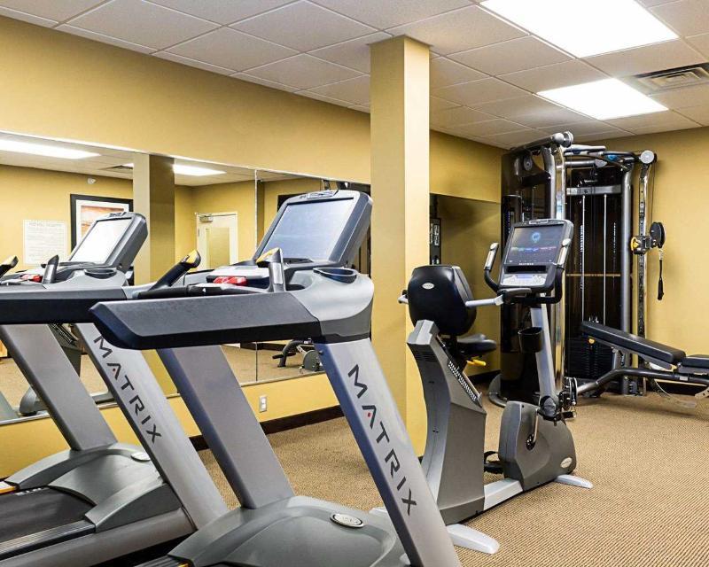 Mainstay Suites Williston Exteriör bild