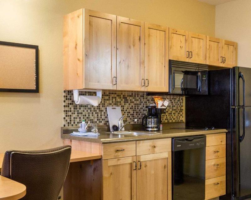 Mainstay Suites Williston Exteriör bild
