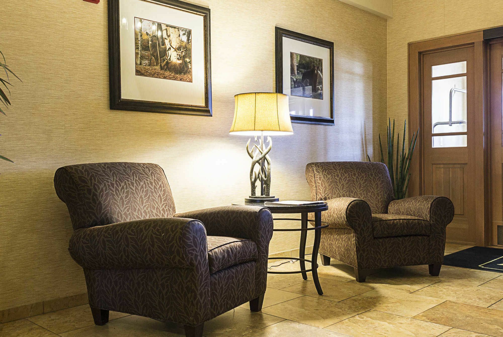Mainstay Suites Williston Exteriör bild